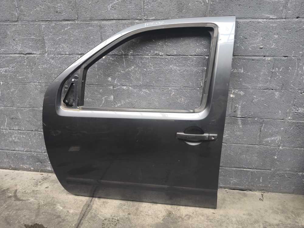 PORTE AVANT GAUCHE NISSAN - Vue 1